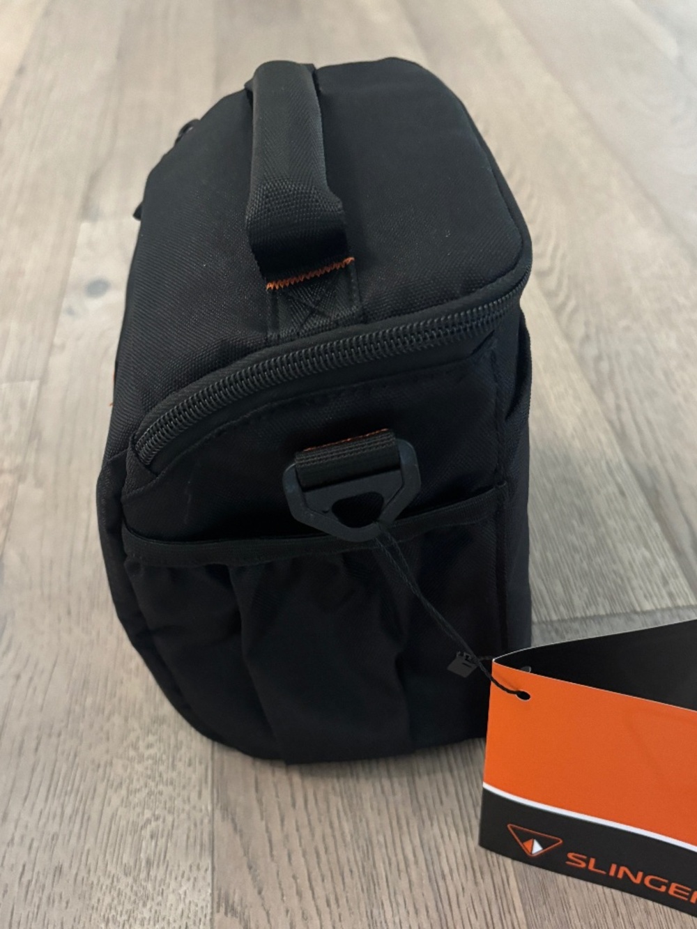 Slinger Alpine 140 Shoulder Camera Bag - Picture 7 of 12